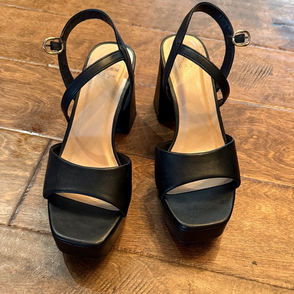 a new day Black Platform Sandals